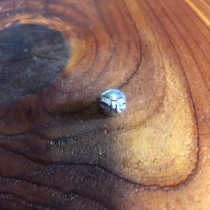 Authentic Pandora bow clip